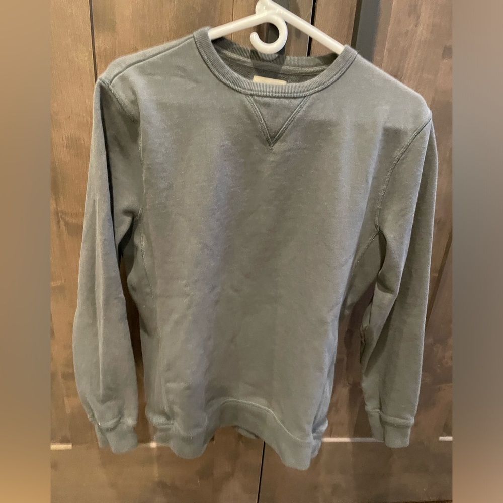 Taylor Stitch Green Sweatshirt